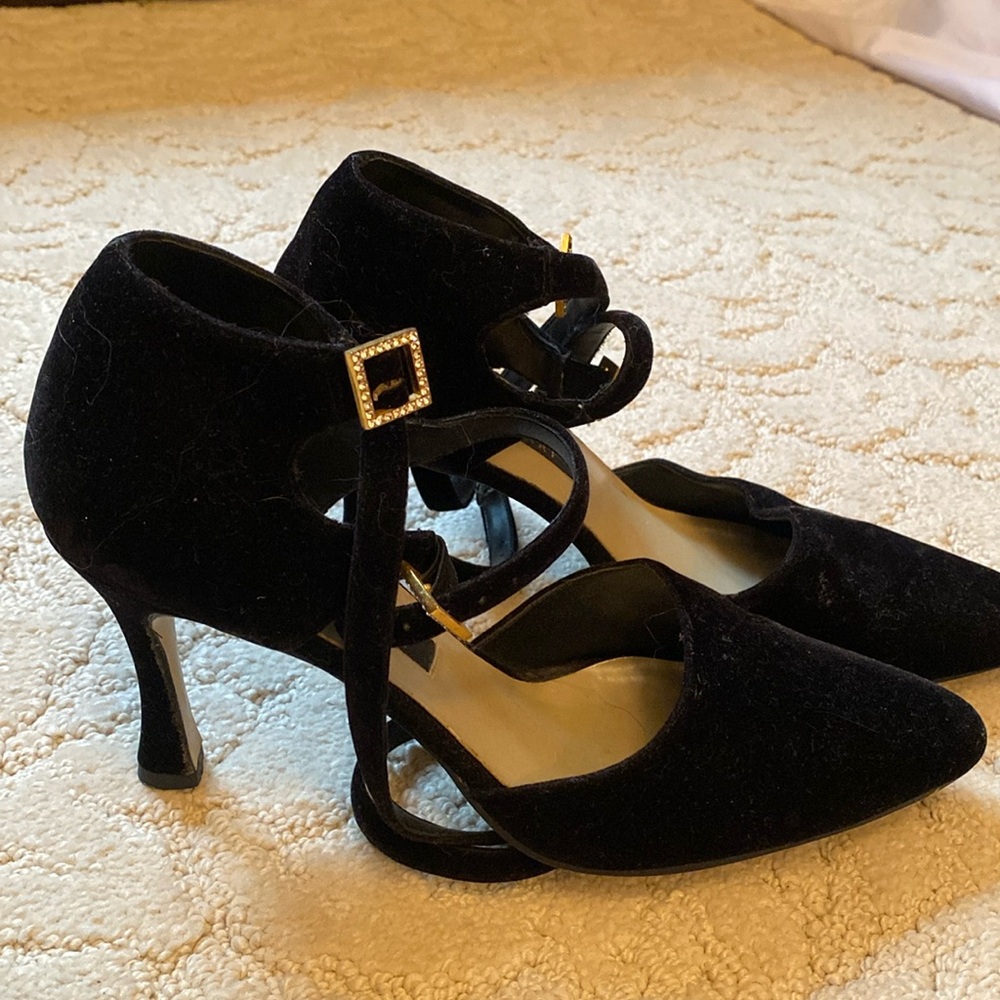 Colin Stuart black velvet heels